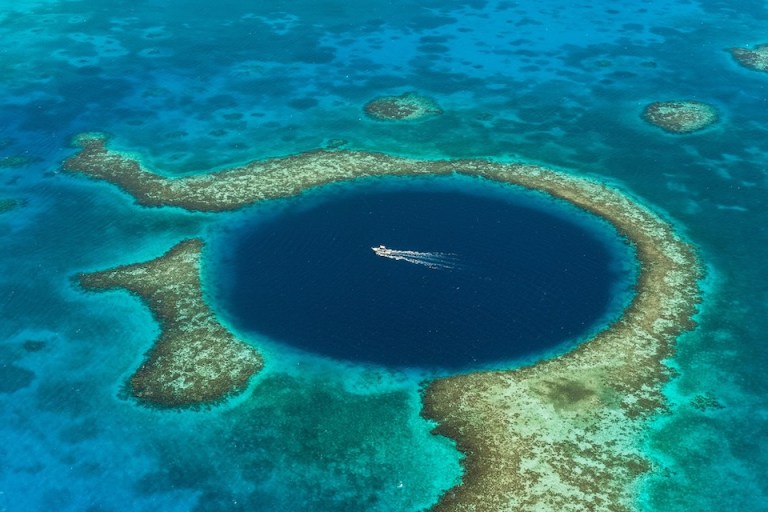 blue-hole-dive-resorts-1